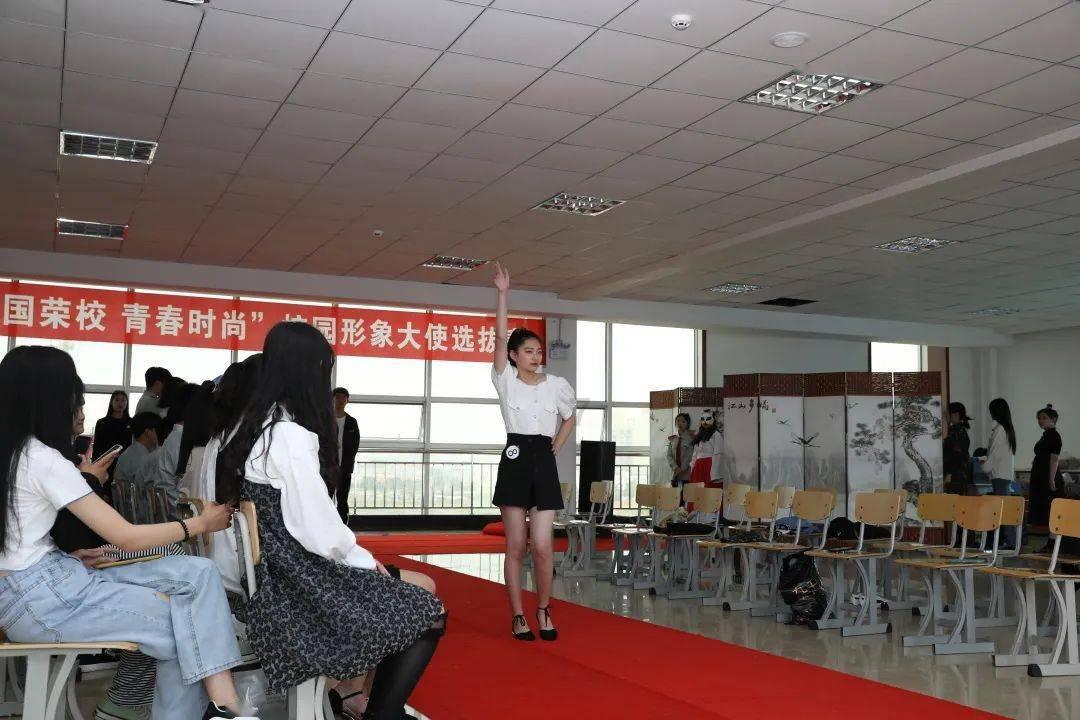 拯救漂亮的女孩